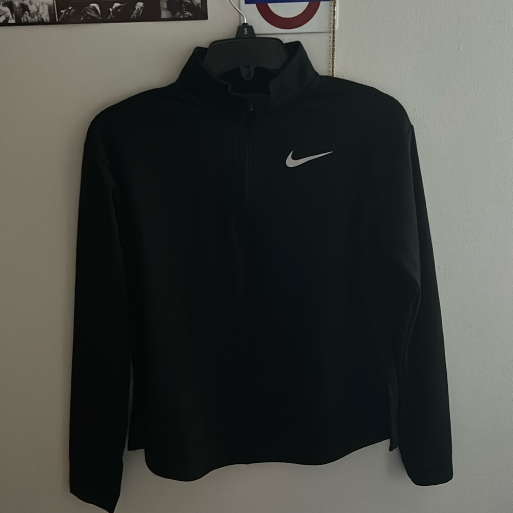 Girls nike half zip up